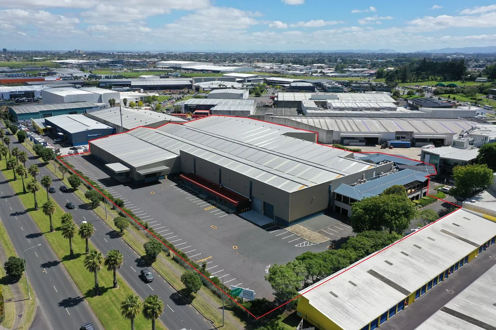 East Tamaki 10,073sqm Bulk Storage + Yard | Minimal Office