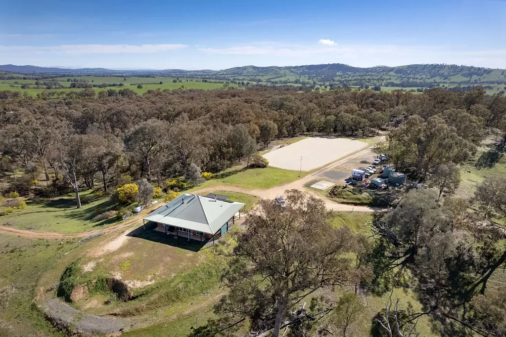 Woomargama Your Dream Rural Retreat Awaits at 'Slate Hill'