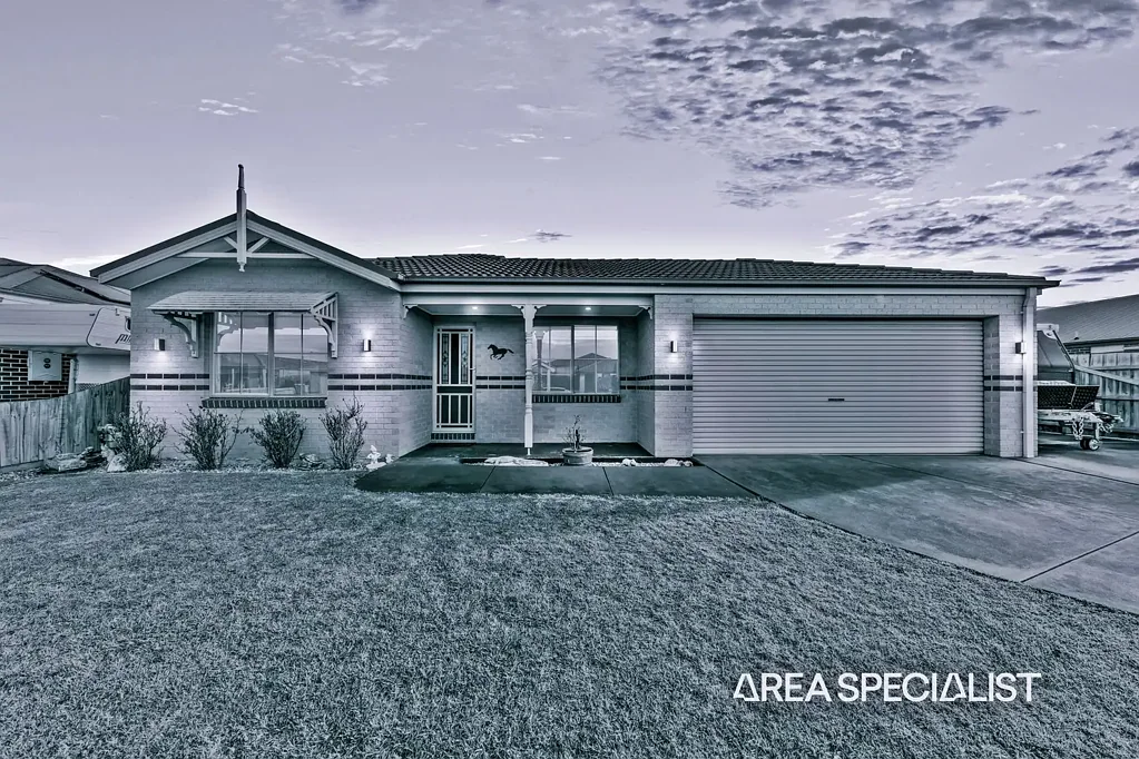 13 Ruby Avenue, Koo Wee Rup, VIC 3981
