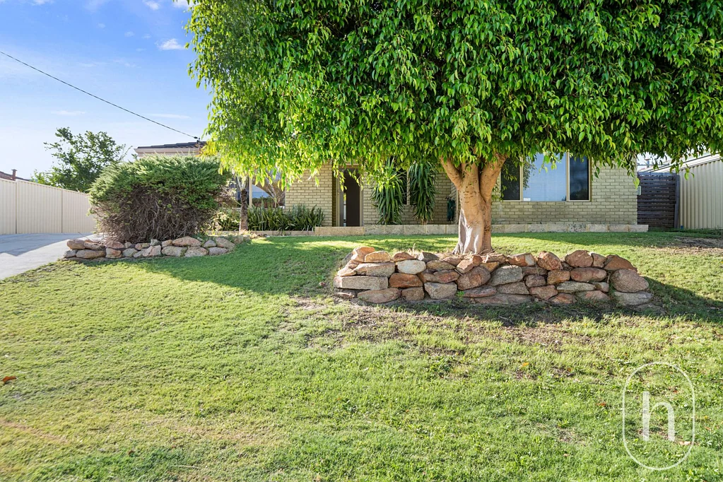 32 BERKSHIRE DRIVE, Beldon, WA 6027