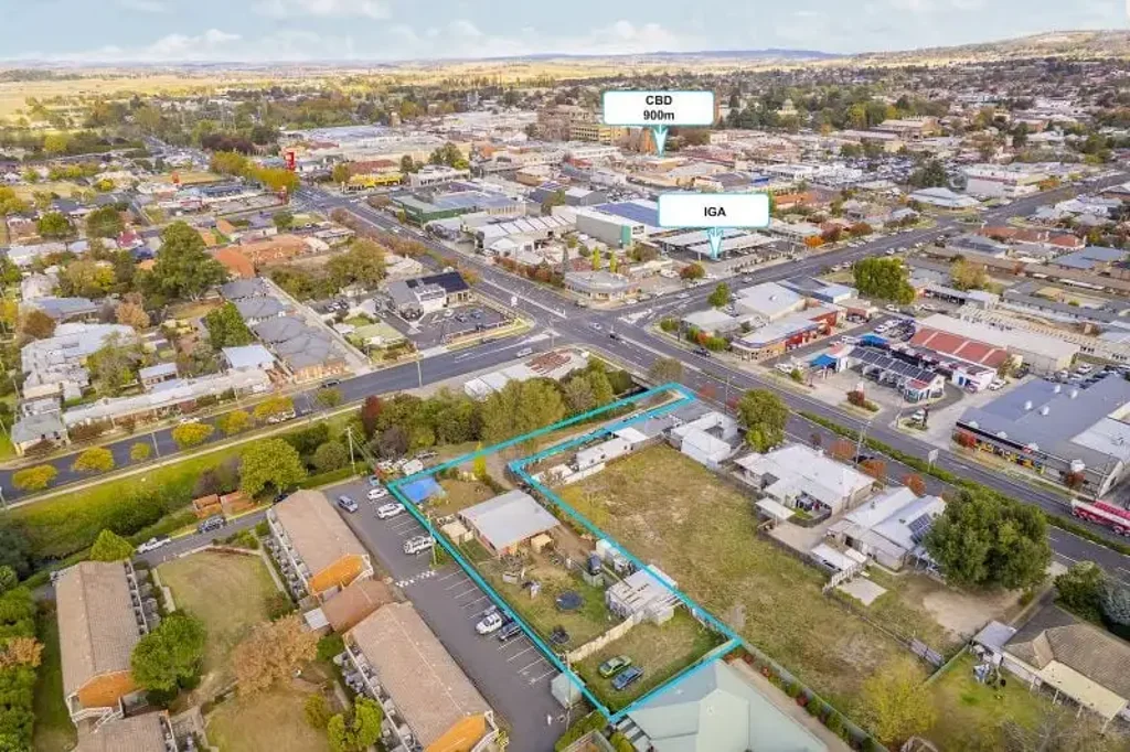 Bathurst 3ਬੈੱਡਰੂਮ Prime Development Opportunity in the Heart of Bathurst