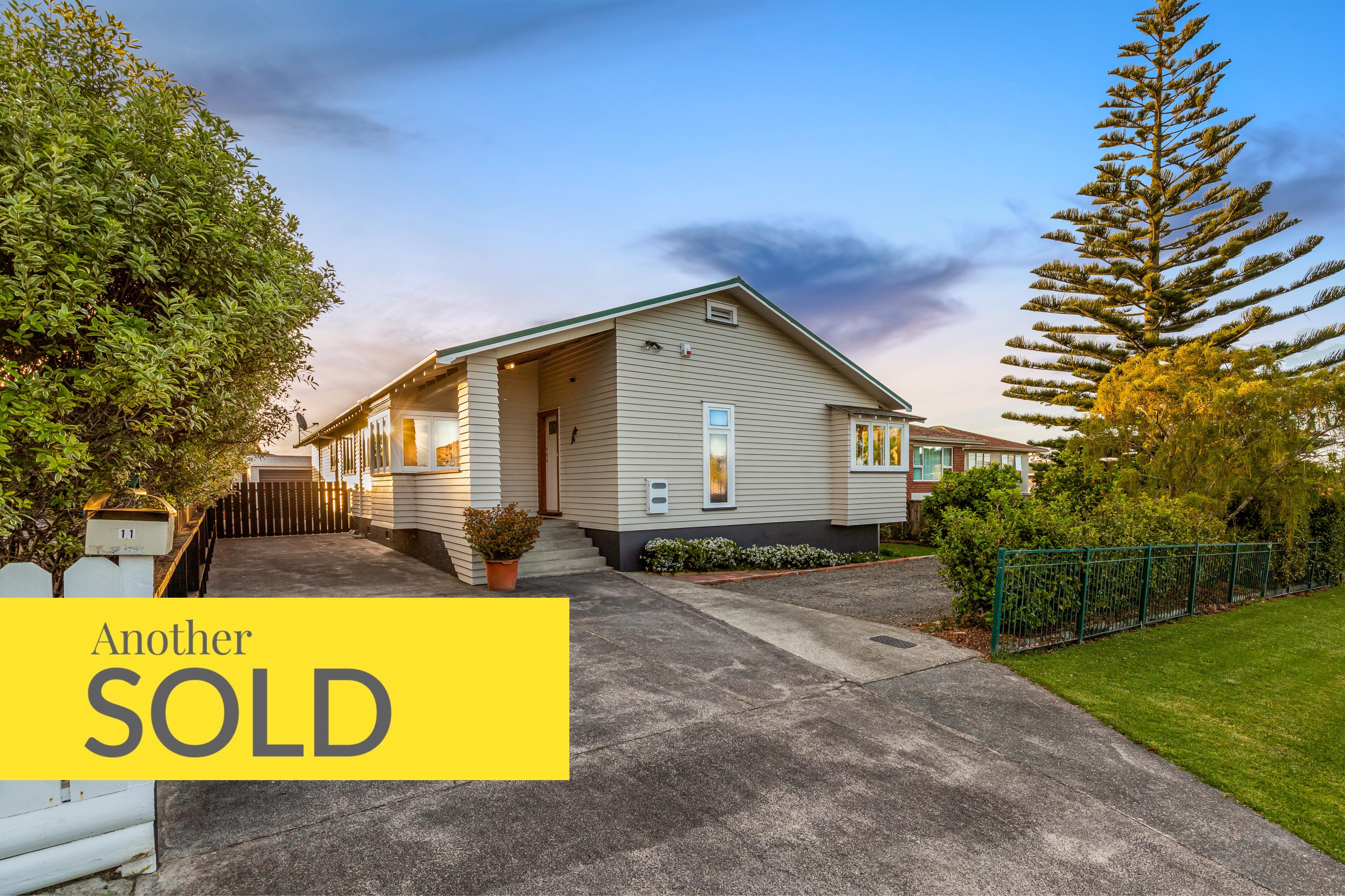 11 Cleve Road, Green Bay, Auckland - Waitakere, 5 Schlafzimmer, 0 Badezimmer, House