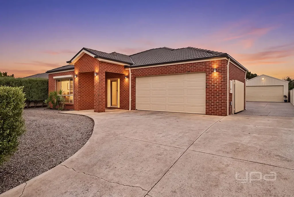 Harkness 3房 带侧面通道和超大棚屋的完美家庭配套！ THE COMPLETE FAMILY PACKAGE WITH SIDE ACCESS & HUGE SHED!