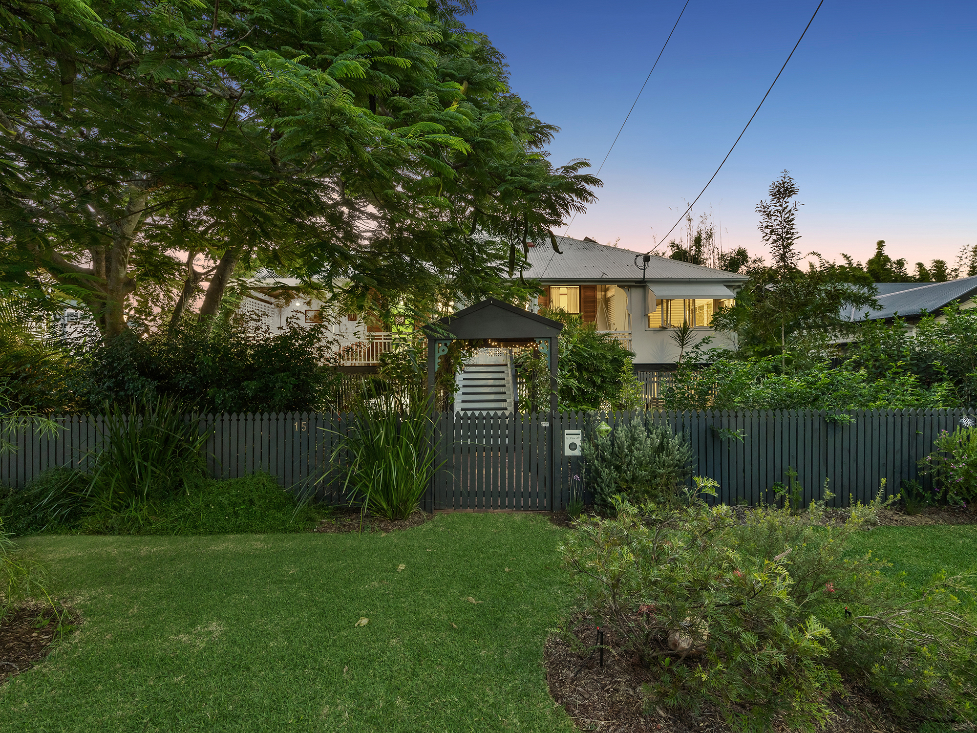 15 WILSON ST, NEWTOWN QLD 4305, 0 habitaciones, 0 baños, House