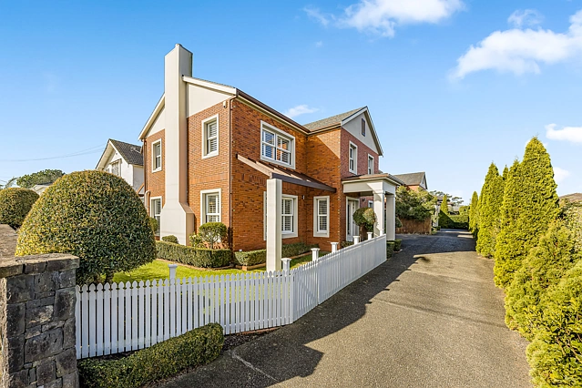 8 Hororata Road, Hauraki, North Shore City