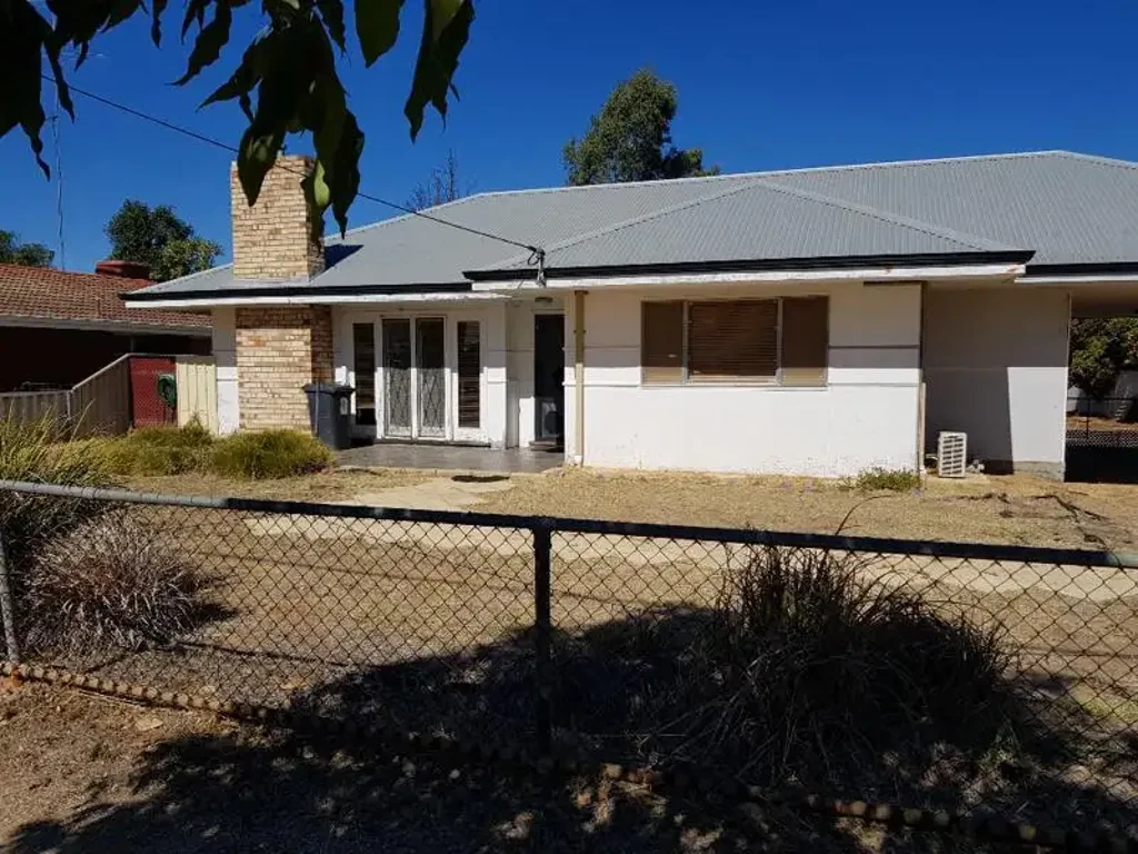 9 Stafford Street, Moora, WA 6510