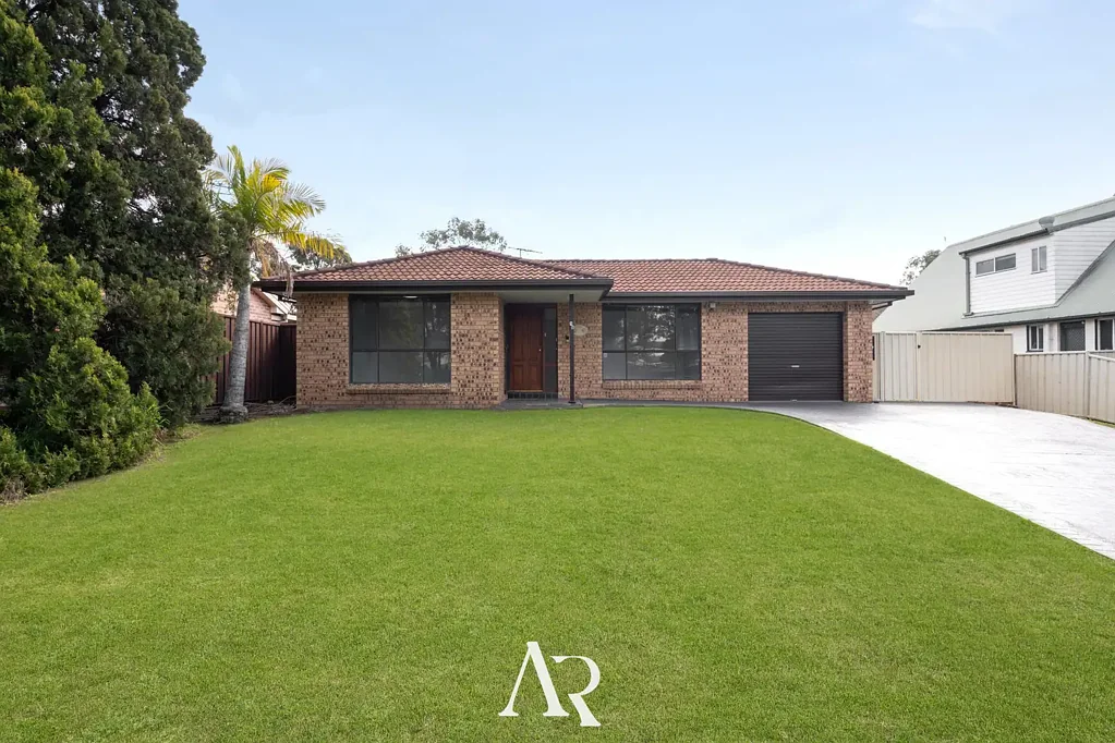 19 Almandine Place, Eagle Vale, NSW 2558