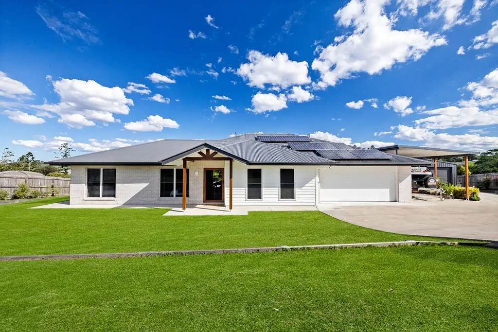 Chatsworth 4 Bedroom Effortless Living, Inside and Out