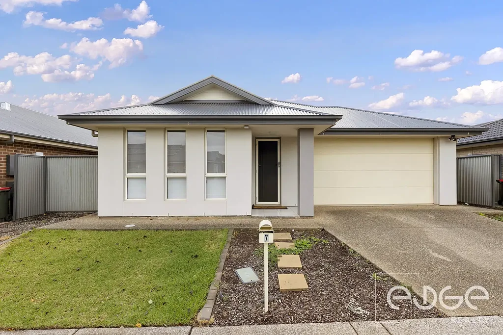 Eyre 4 Bedroom Modern Living with Room for the Growing Family!