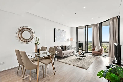 Ryde 2房 度假村式生活，坐拥广阔区域美景 Resort-Style living with sweeping district views