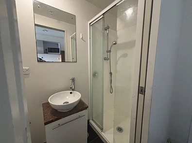 Unfurnished Studio Apartment Water included
