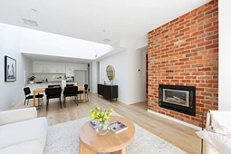 22 Holder Street, Turner