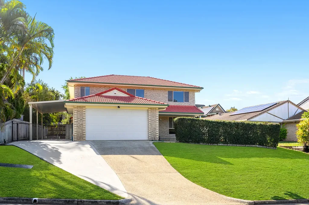 Renovated Open and Airy Family Home in Central Southport Location