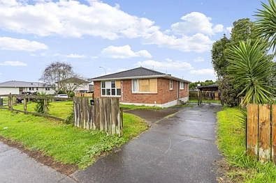 Pukekohe 4chambre Opportunity awaits - Blank canvas!