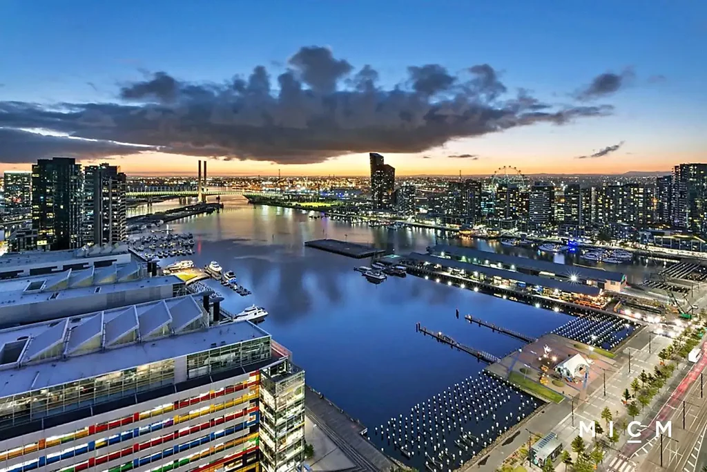 3102/100 Harbour Esplanade, Docklands, VIC 3008