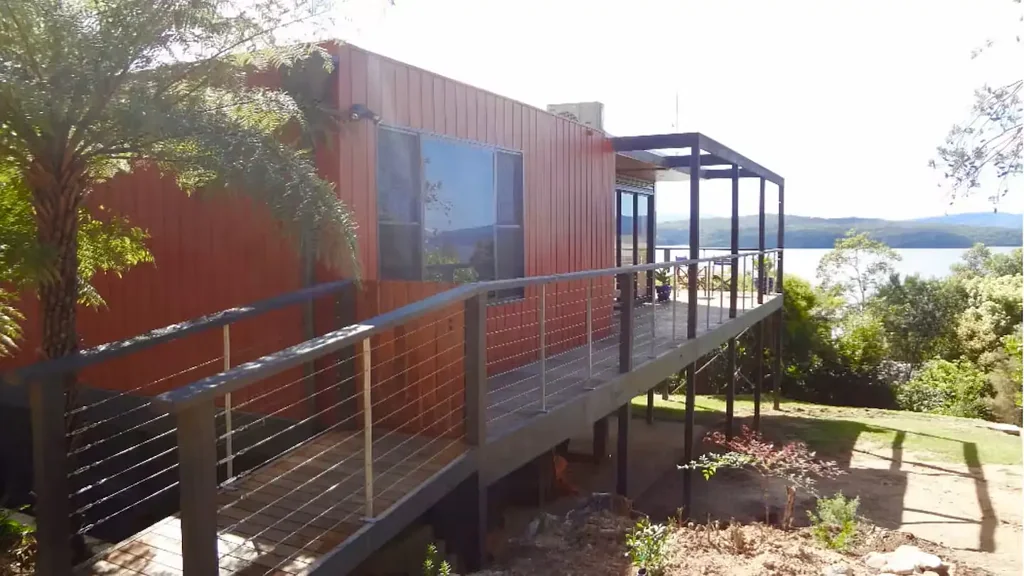 Mallacoota 2 Bedroom Newly renovated with spectacular views