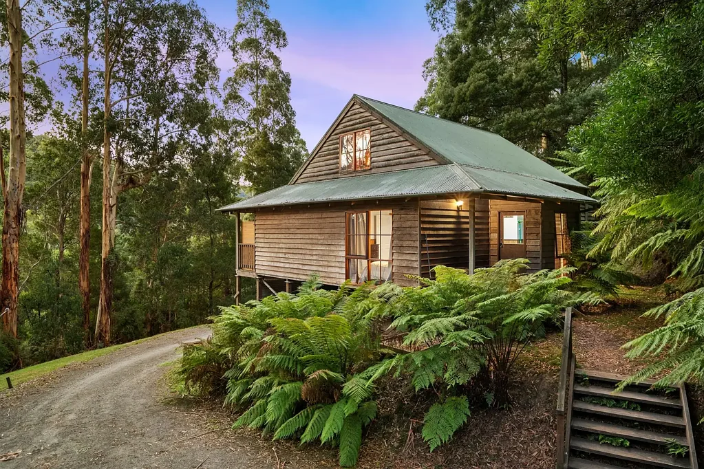 1090 Barham River Road, Apollo Bay, VIC 3233