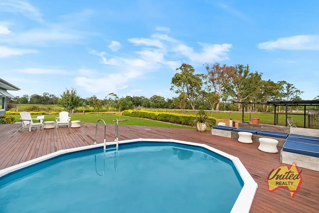 Oakdale 4 Bedroom Country Retreat | Town Water | Equestrian Facilities on 14 Acres*
