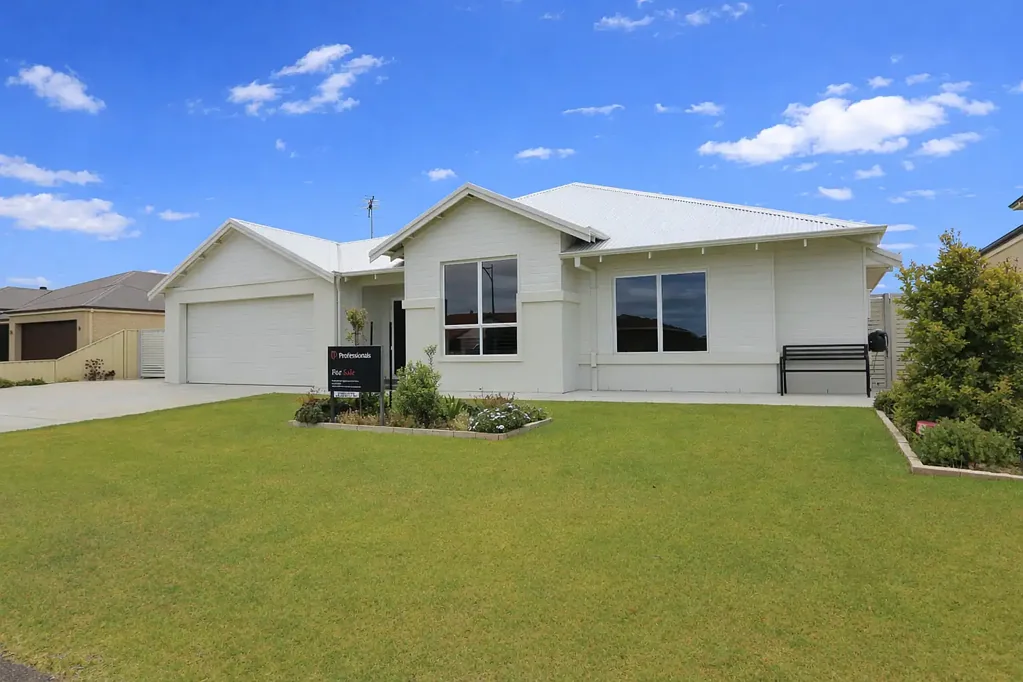 11 Ormonde Street, Bandy Creek, WA 6450