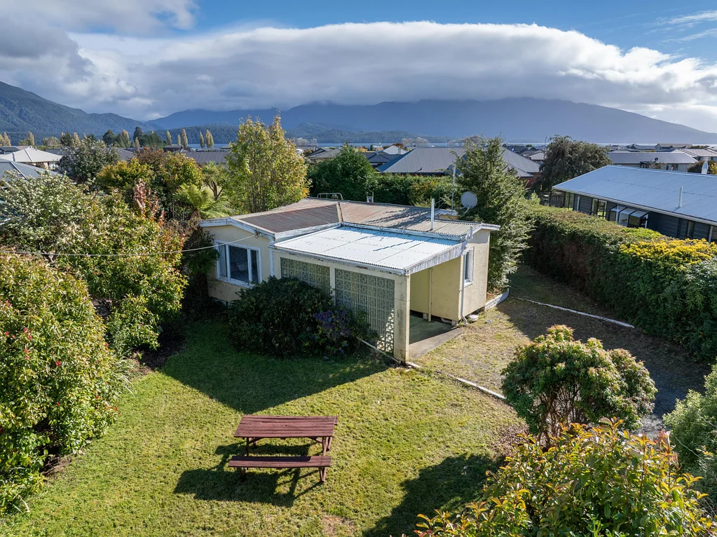 Te Anau 1房  Quaint Original Te Anau Batch – Prime Location