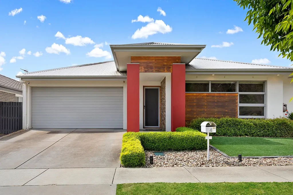 4 Hooton Street, Forde, ACT 2914
