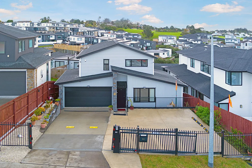 Massey 5 Bedroom Luxury Living with Space, Style & Versatility!