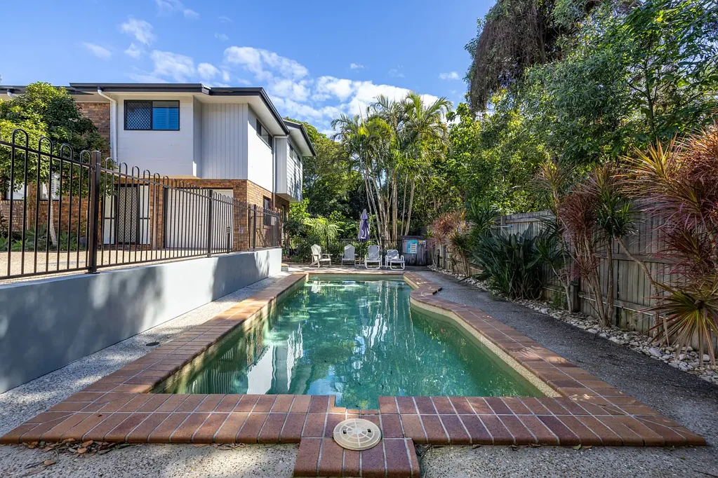 Renovated Coastal Townhouse in Sought-After Sunrise Beach