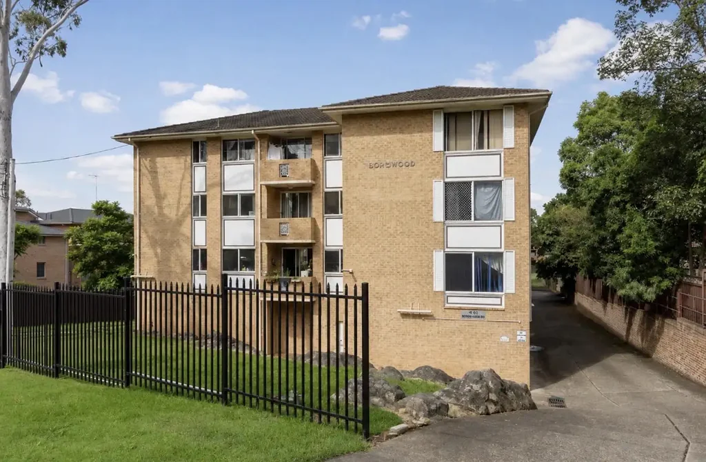 Blacktown 2房 地理位置便利的带车库家庭公寓！ Family Apartment with Garage in a Convenient Location!