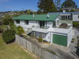 8A Scott Road, Stanmore Bay