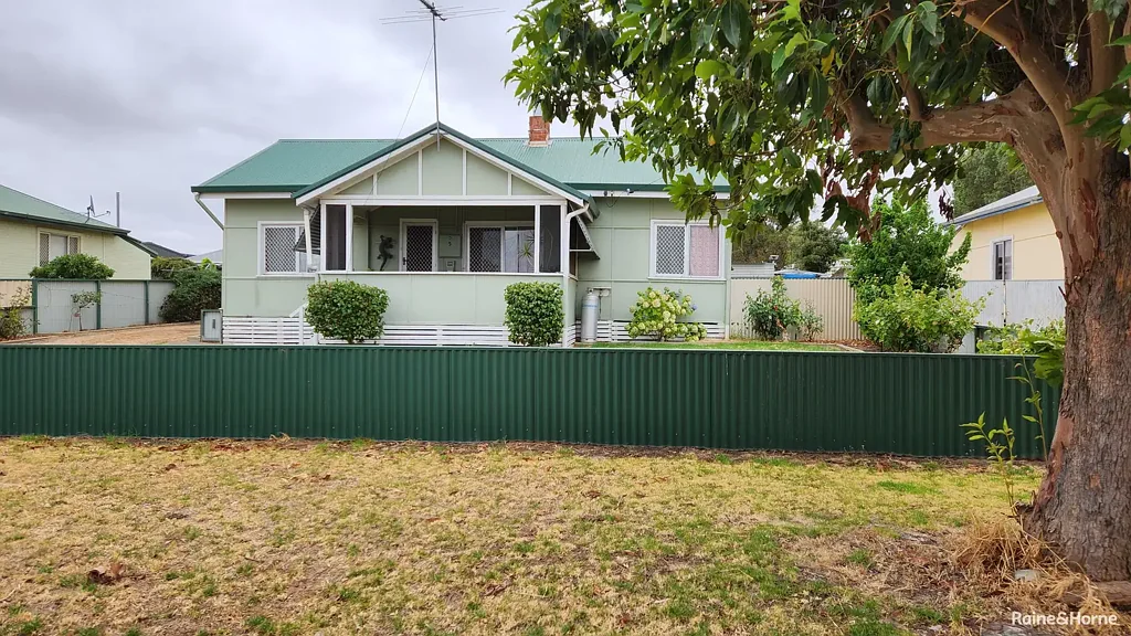 Kojonup 3Habitaciones Charming 3-Bedroom Home in Kojonup - A Perfect Blend of Comfort and Character!