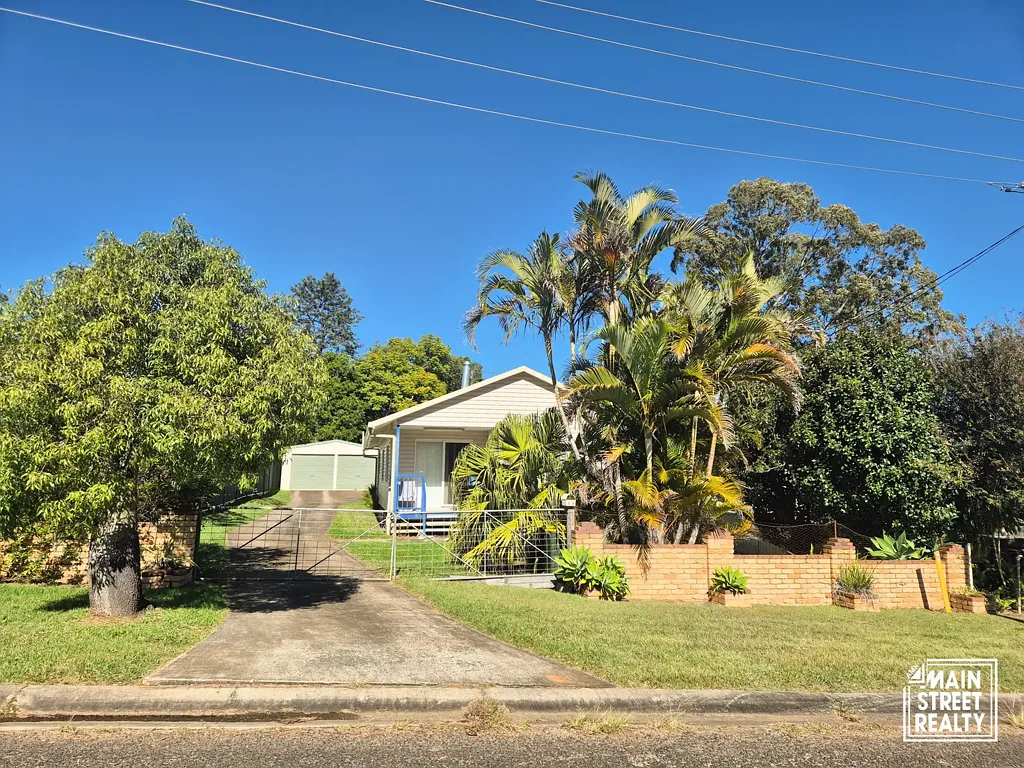 Blackbutt 3غرفة نوم Township Convenience, Space and Everyday Comfort