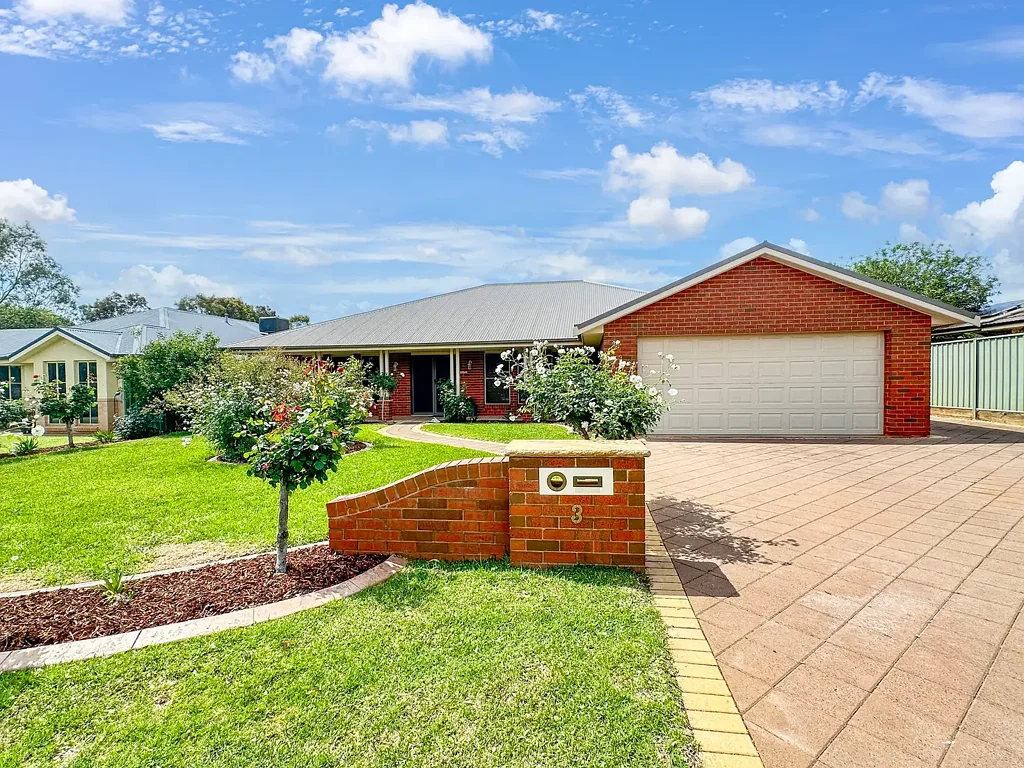 Dubbo 4બેડરૂમ “Refined Family Living in a Peaceful Yarrawonga Estate Cul-de-Sac”
