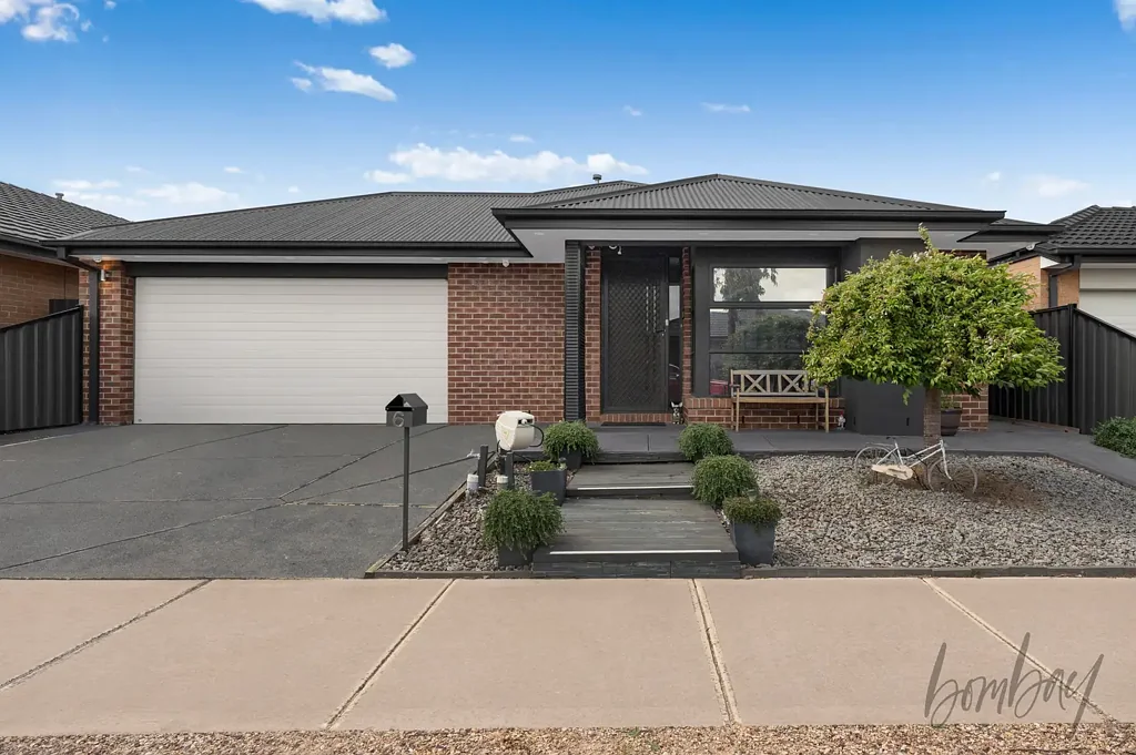 6 Bunting Crescent, Kalkallo, VIC 3064
