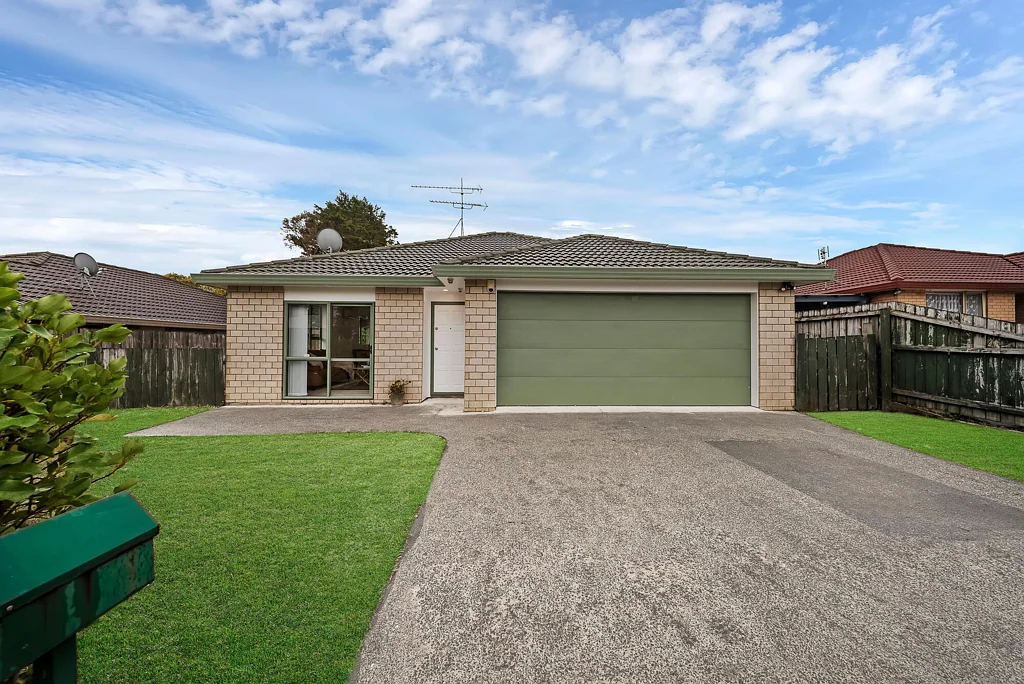 Papakura 4房 砖瓦美宅，独立产权，业主诚意出售，无备选方案！ Brick & Tile Beauty….Demanding sale