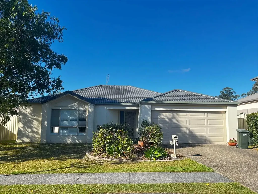 Spacious Family Living on a Generous 610sqm Block