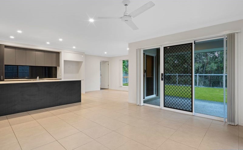 19 BOYNE CL, HOLMVIEW QLD 4207, 0 chambres, 0 salles de bain, House