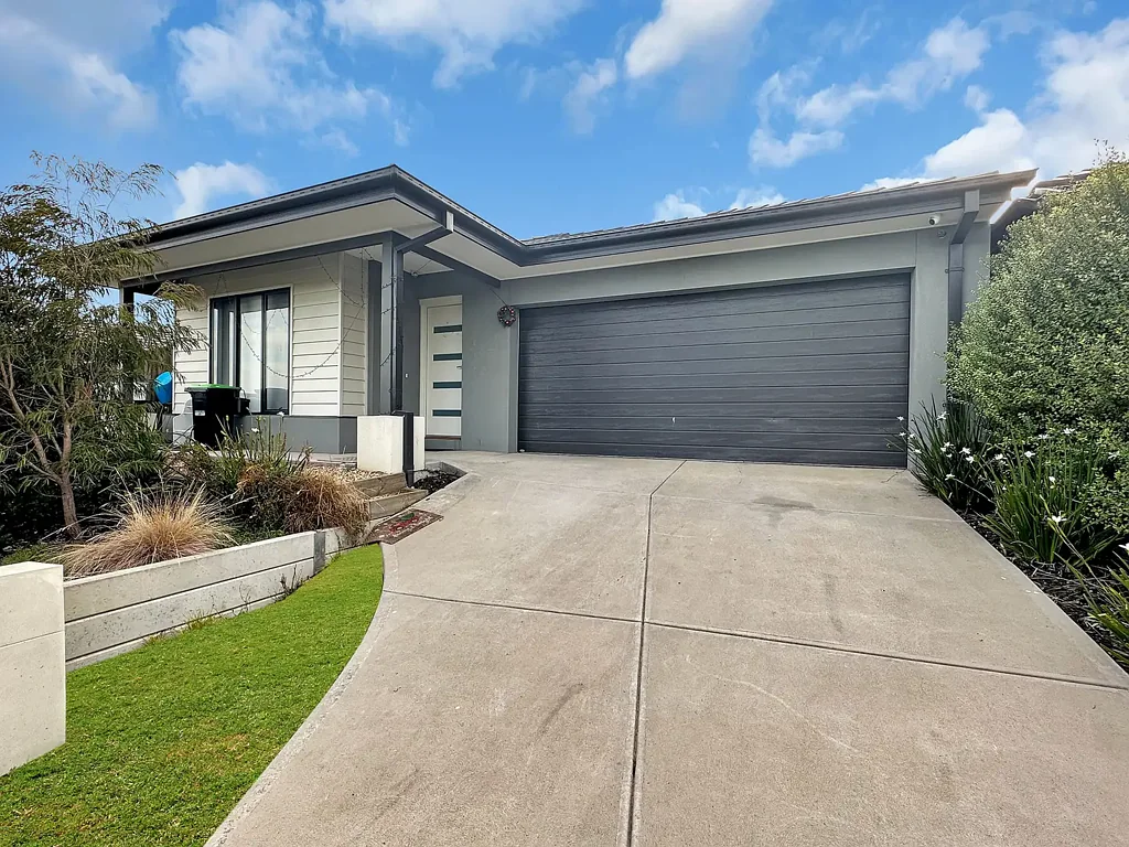 Family Living, Low Maintenance Home