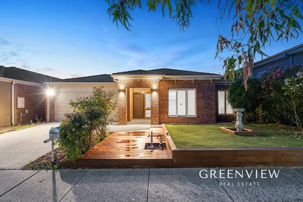 28 Charlock Drive, Cranbourne North, VIC 3977