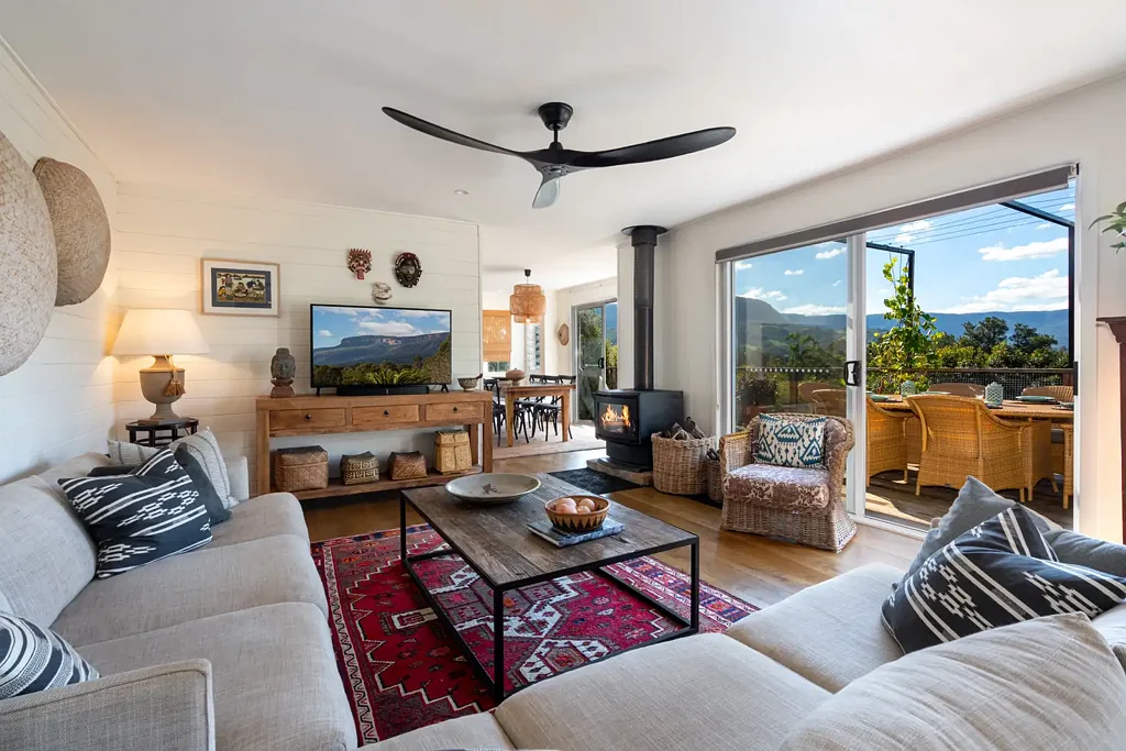 Kangaroo Valley 3 Bedroom Signature Valley Views in The Heart of Kangaroo Valley
