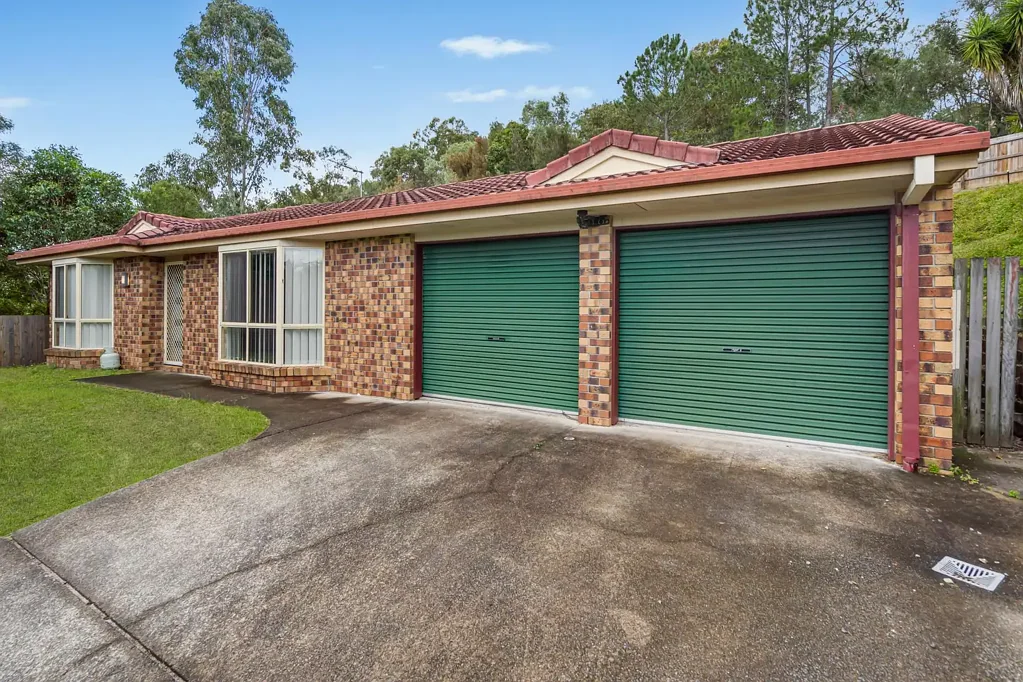Family Home in Quiet Location