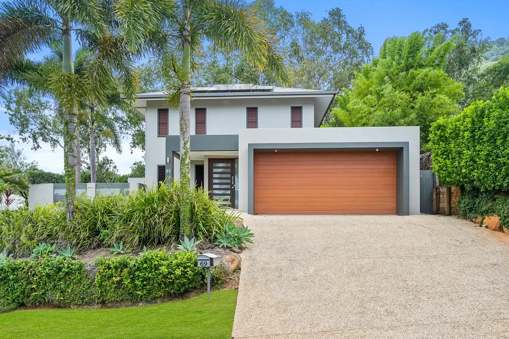 69 McFarlane Drive, Kanimbla, QLD 4870