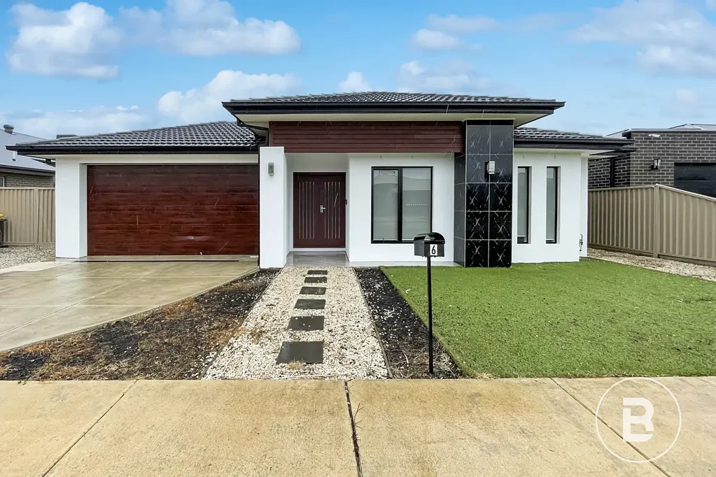 FOUR BEDROOM MODERN DESIGN IN WINTER VALLEY ESTATE