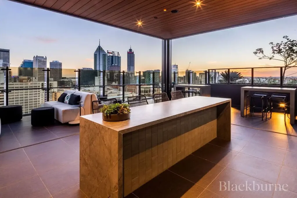 LUXURY URBAN LIVING!