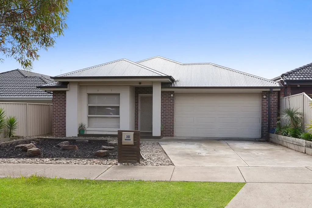 FOR LEASE - PLEASE REGISTER FOR INSPECTIONS