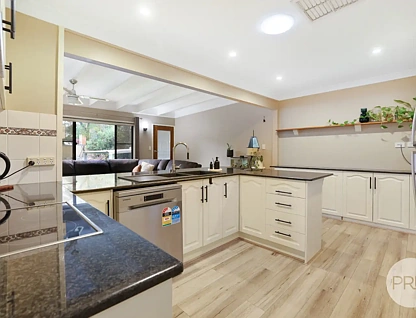 8 Amaroo Road, Tamworth, Tamworth, 6房, 2浴, 独立屋