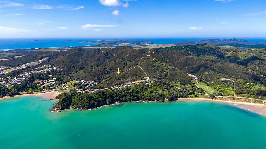 Karikari Peninsula "Owner Says Sell"