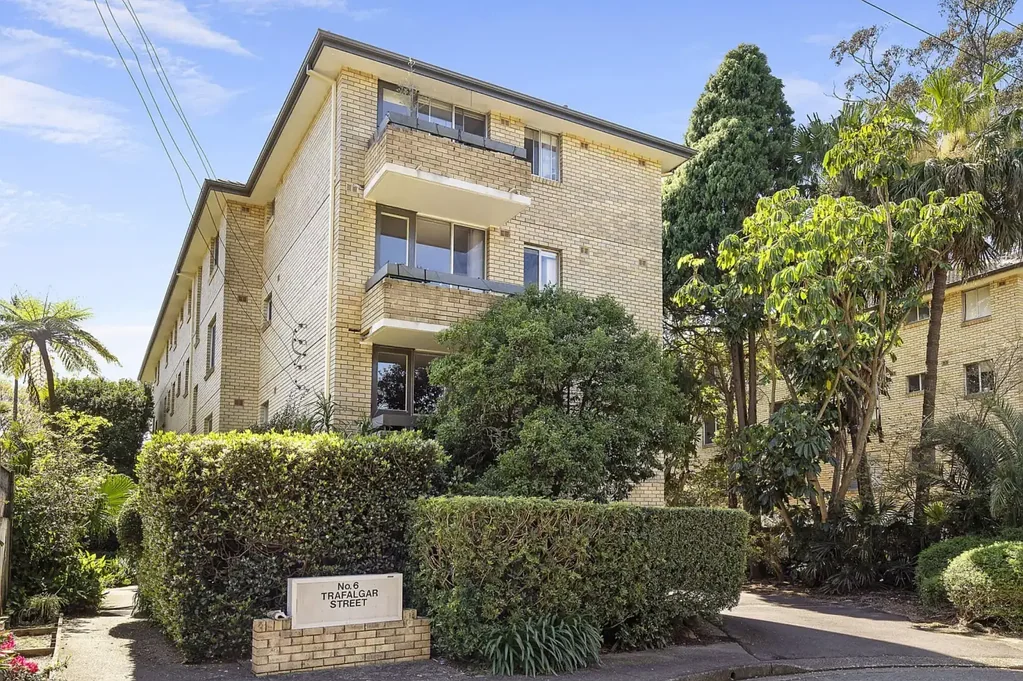 RENOVATED WITH A LEAFY OUTLOOK