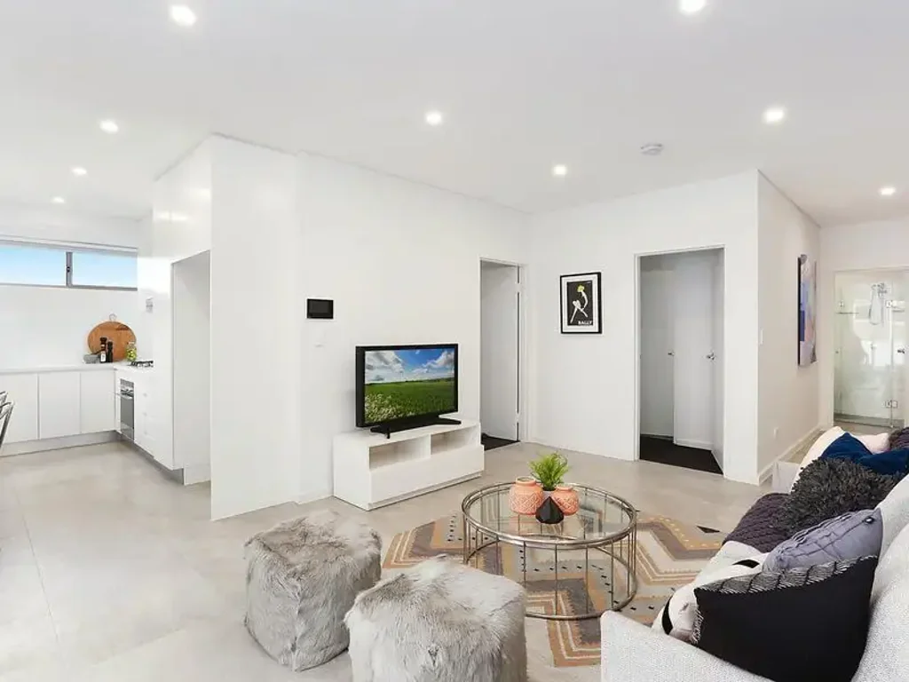 Mays Hill 2 Bedroom Designer apartment in high quality block