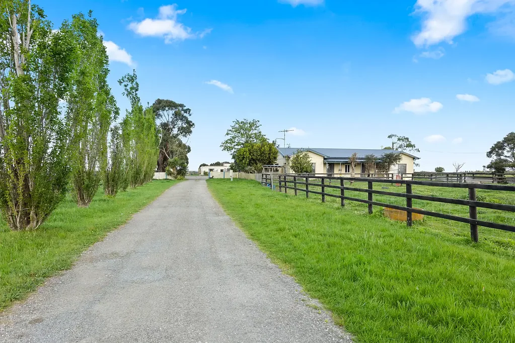 THREE BEDROOM HOME WITH AGISTMENT POSSIBILITIES