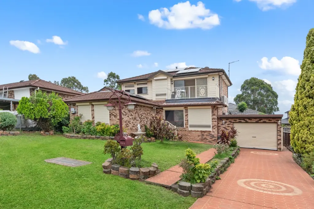 70 Fenton Crescent, Minto, NSW 2566